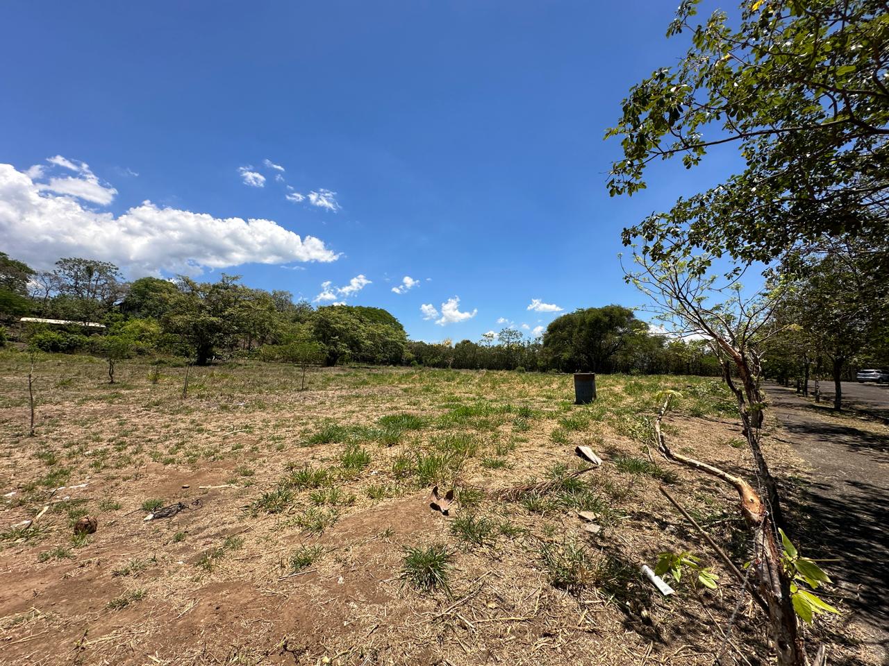 Terreno amplio en condominio